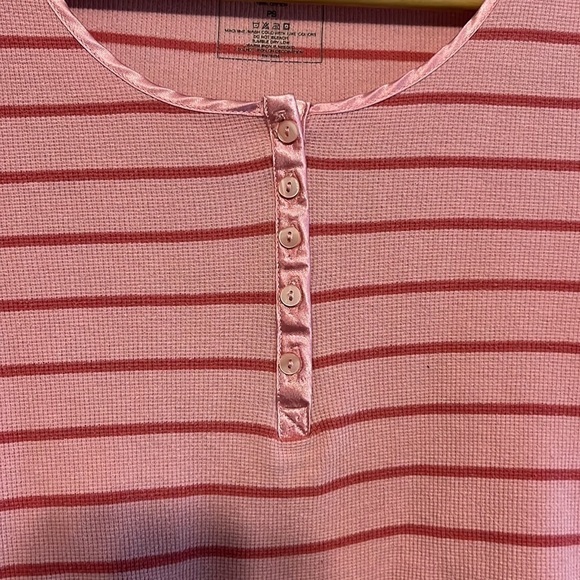 Bay Studio 3/4 sleeve top - Picture 3 of 5